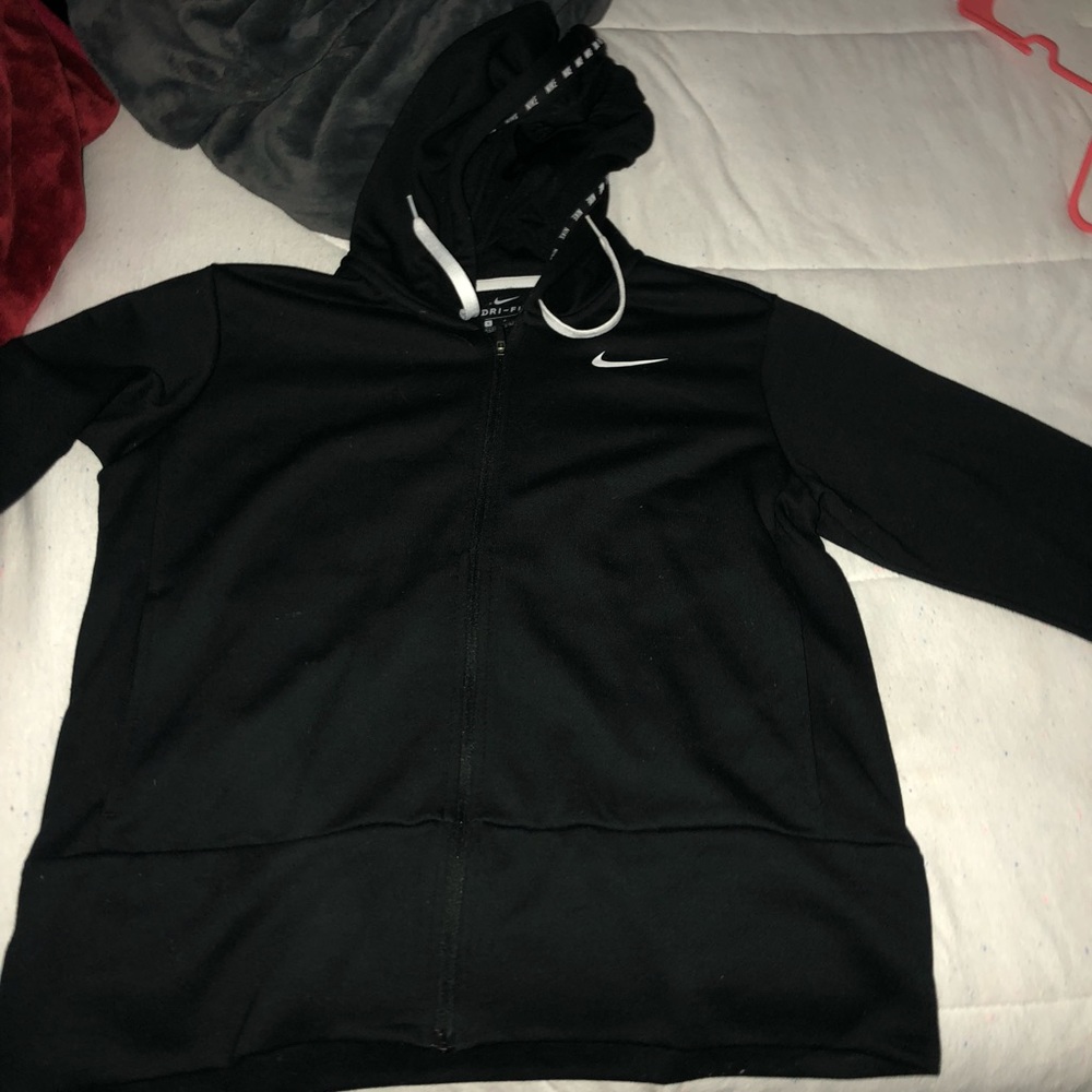 BRAND NEW Nike zip up jacket